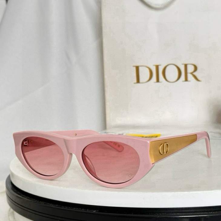 Picture of Dior Sunglasses _SKUfw79479132fw